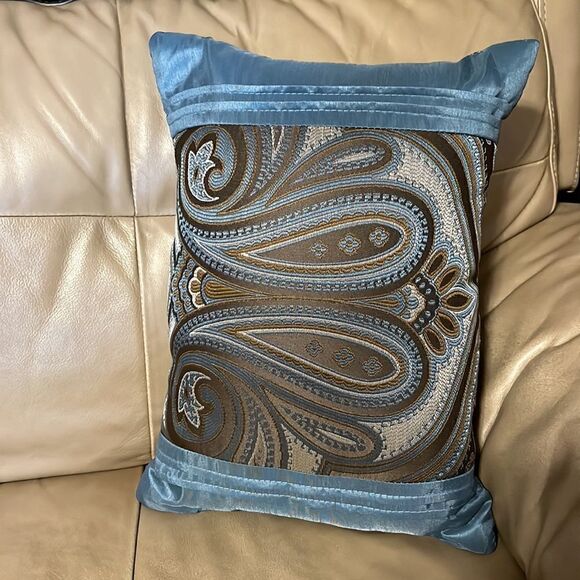Decorative Accent Pillow - Picture 2 of 3